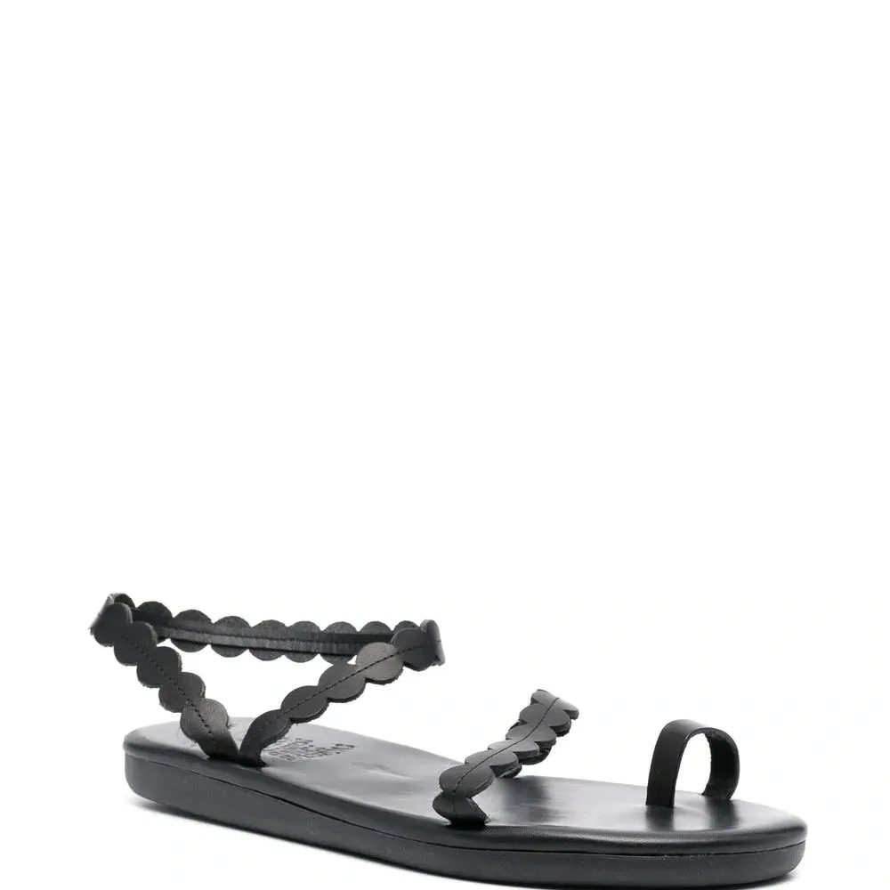 Сандалии с ремешком Сандалии с ремешком