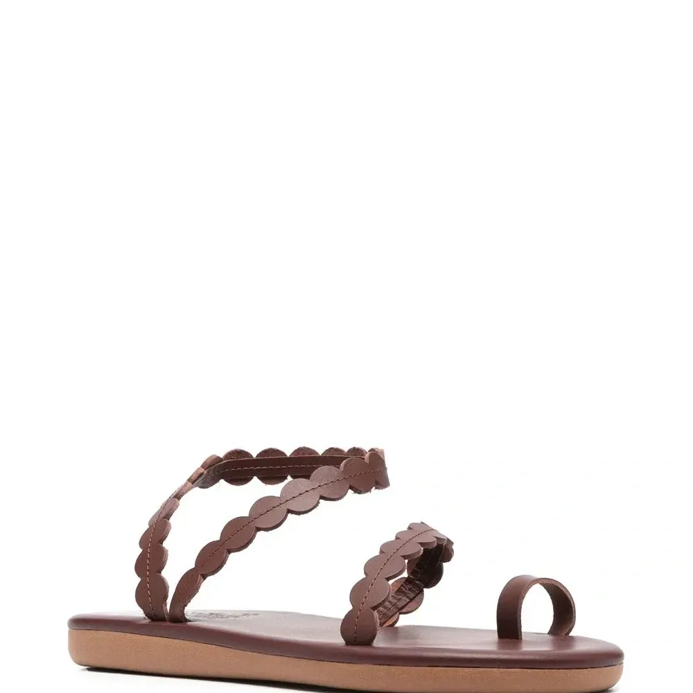 Сандалии с ремешками Сандалии с ремешками