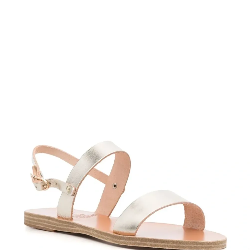 Сандалии с ремешком на пятке Сандалии с ремешком на пятке