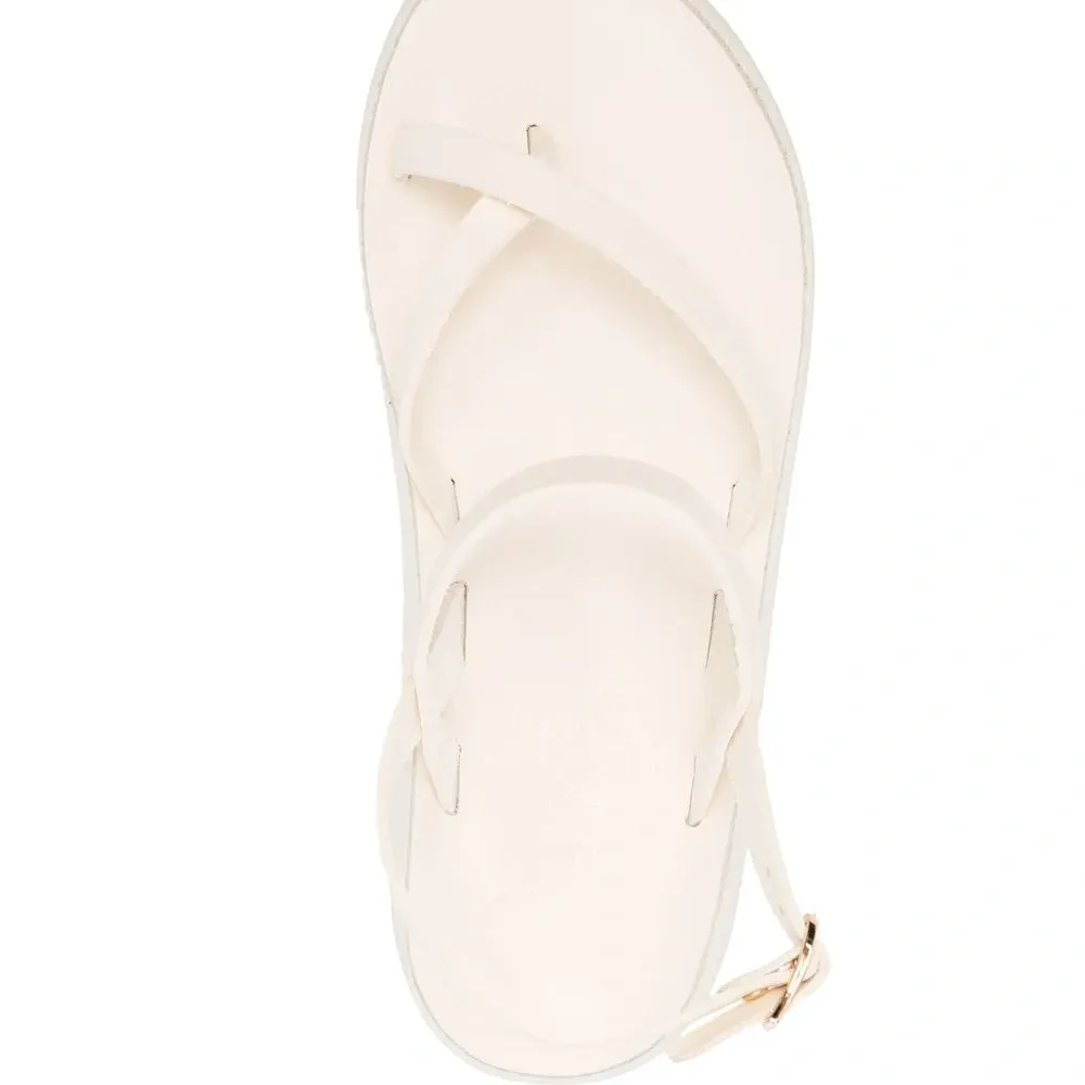 Сандалии с перекрестными ремешками