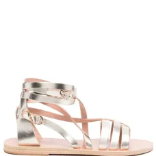 Высокие сандалии с ремешками Высокие сандалии с ремешками