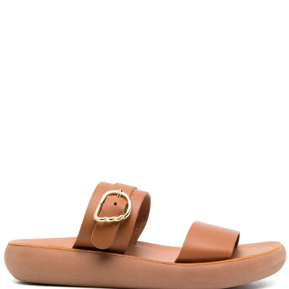 Сандалии с пряжкой