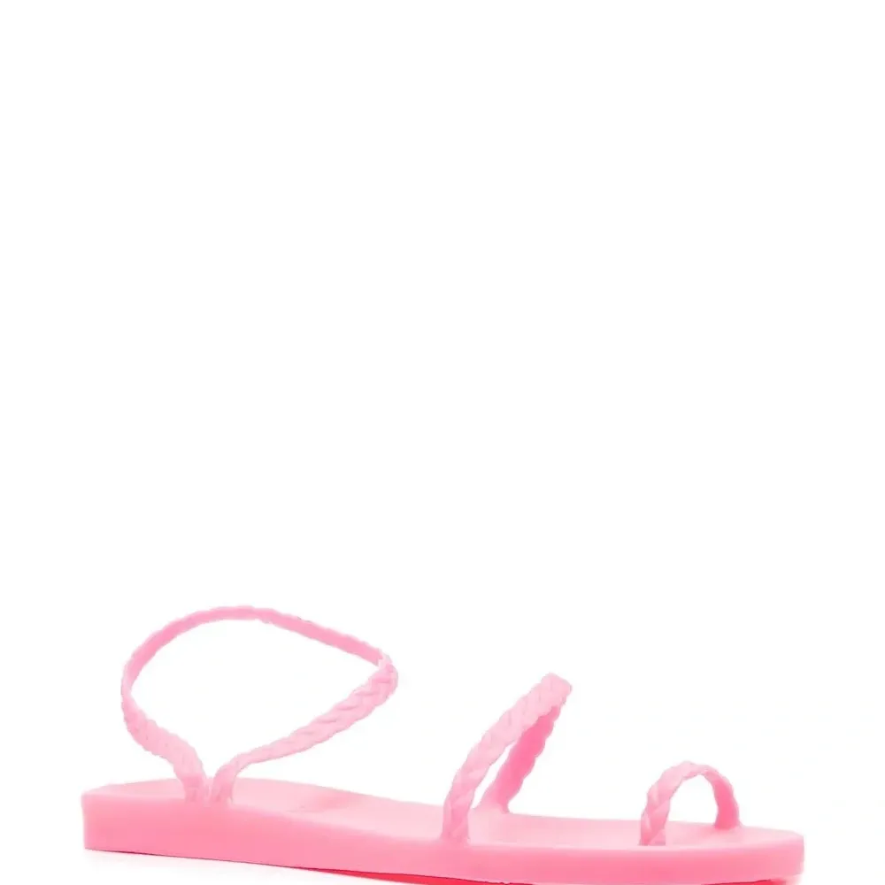 Сандалии с ремешками Сандалии с ремешками