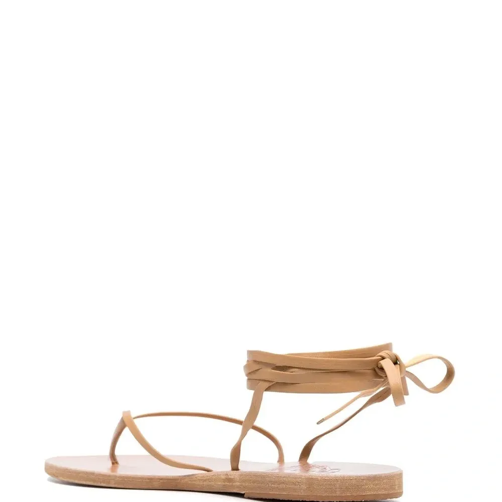 Сандалии с завязками на щиколотке