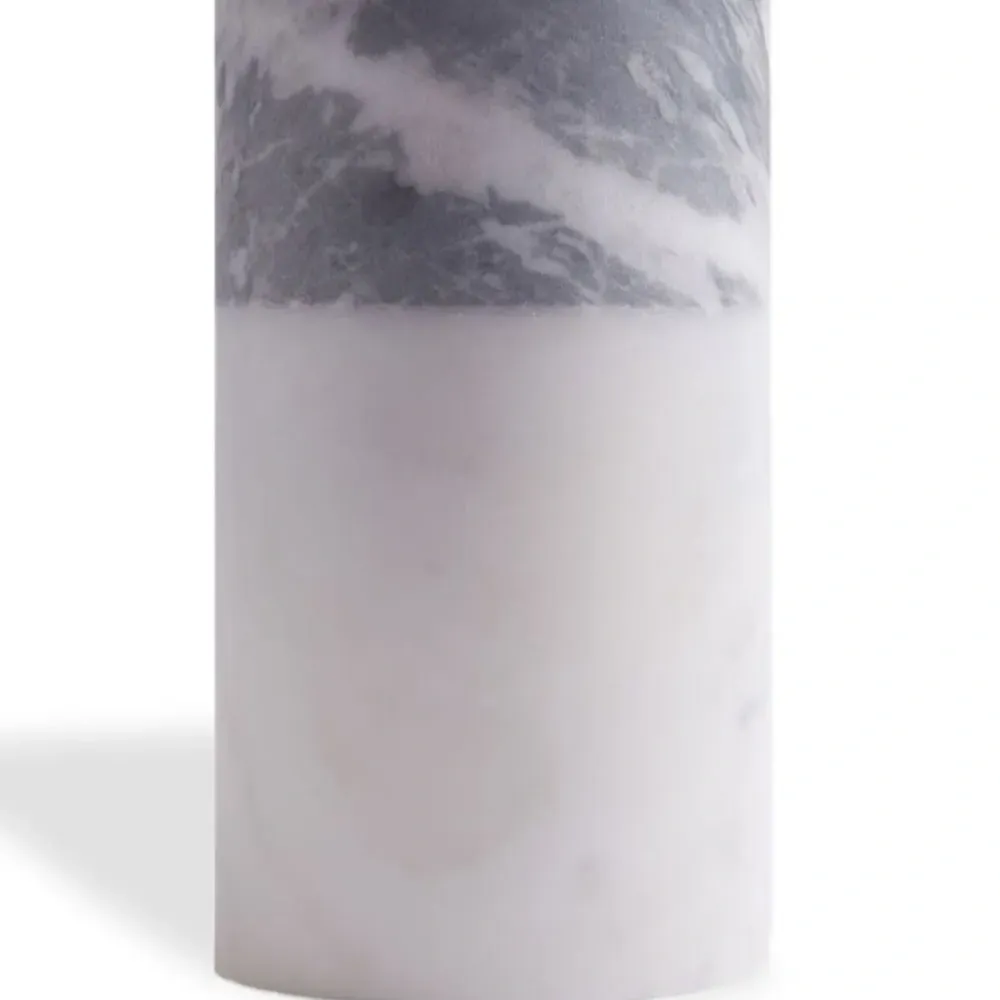 Бокал для вина в стиле колор-блок из коллаборации с Sunnei