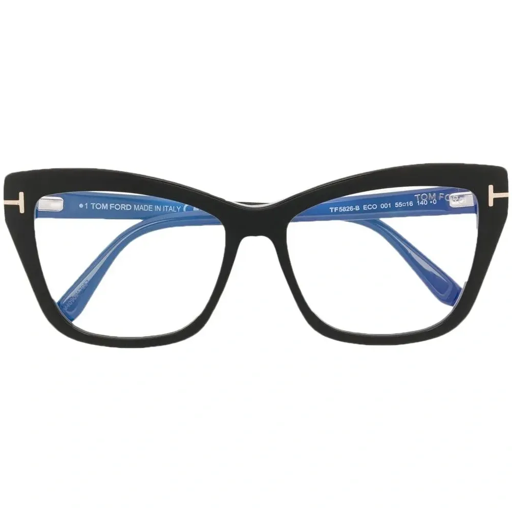 Очки в оправе 'кошачий глаз'