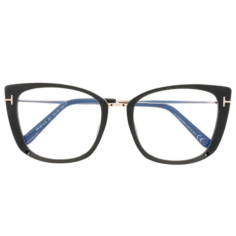 Очки в оправе 'кошачий глаз'