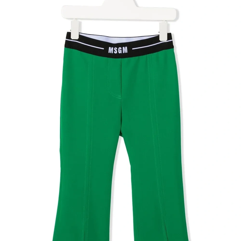 Расклешенные брюки с логотипом на поясе