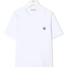 Футболка с нашивкой-логотипом