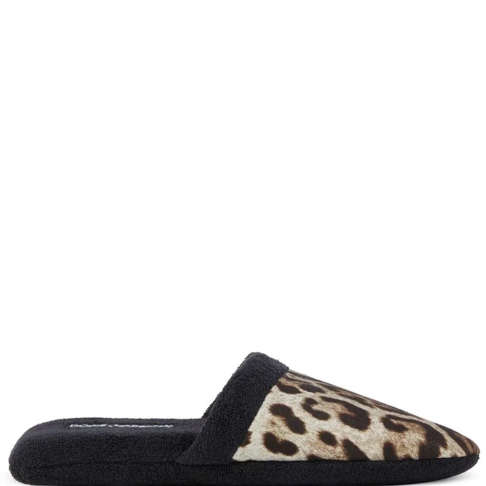 Слиперы с леопардовым принтом Слиперы с леопардовым принтом