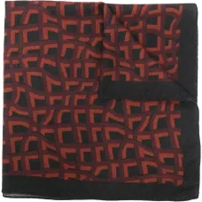 Шарф с графичным принтом