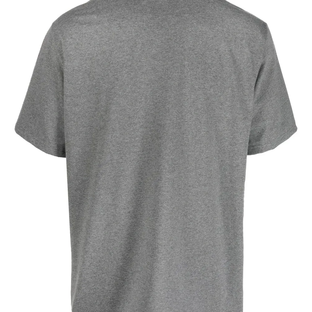 футболка с логотипом