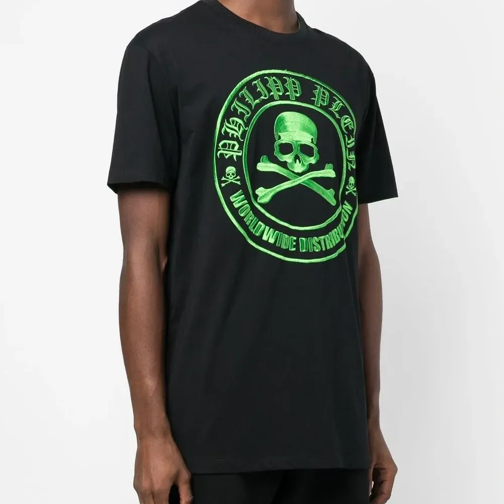 Футболка с вышивкой Skull