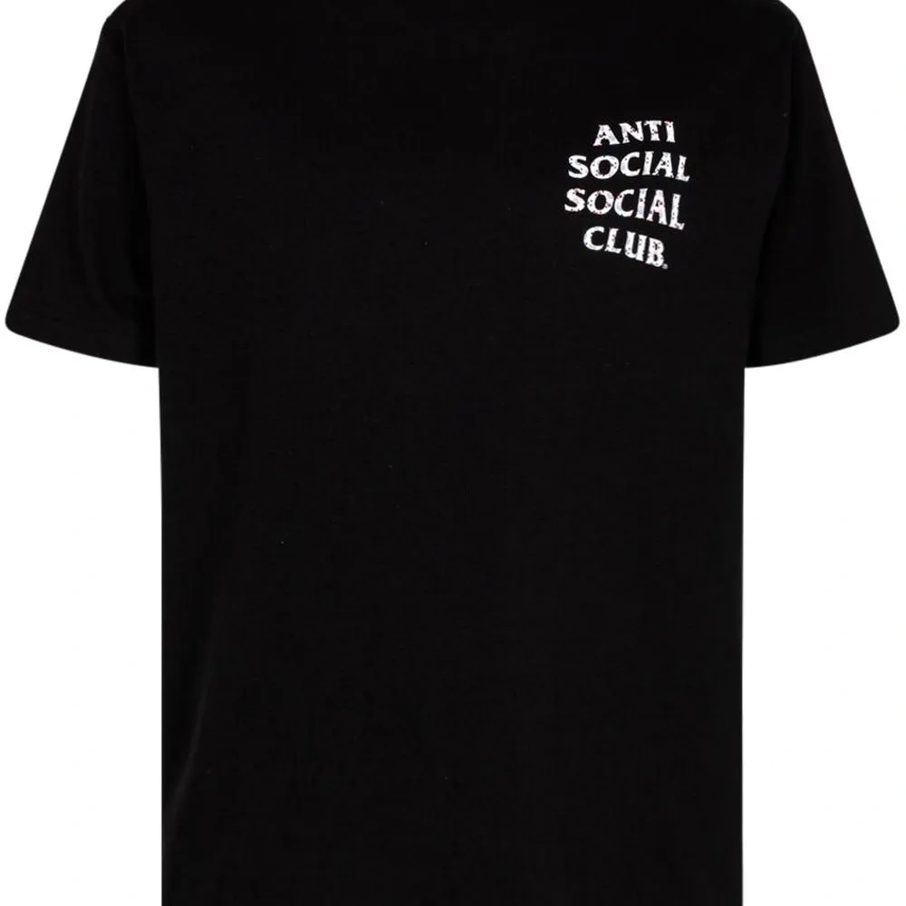 Футболка из коллаборации с Case Study