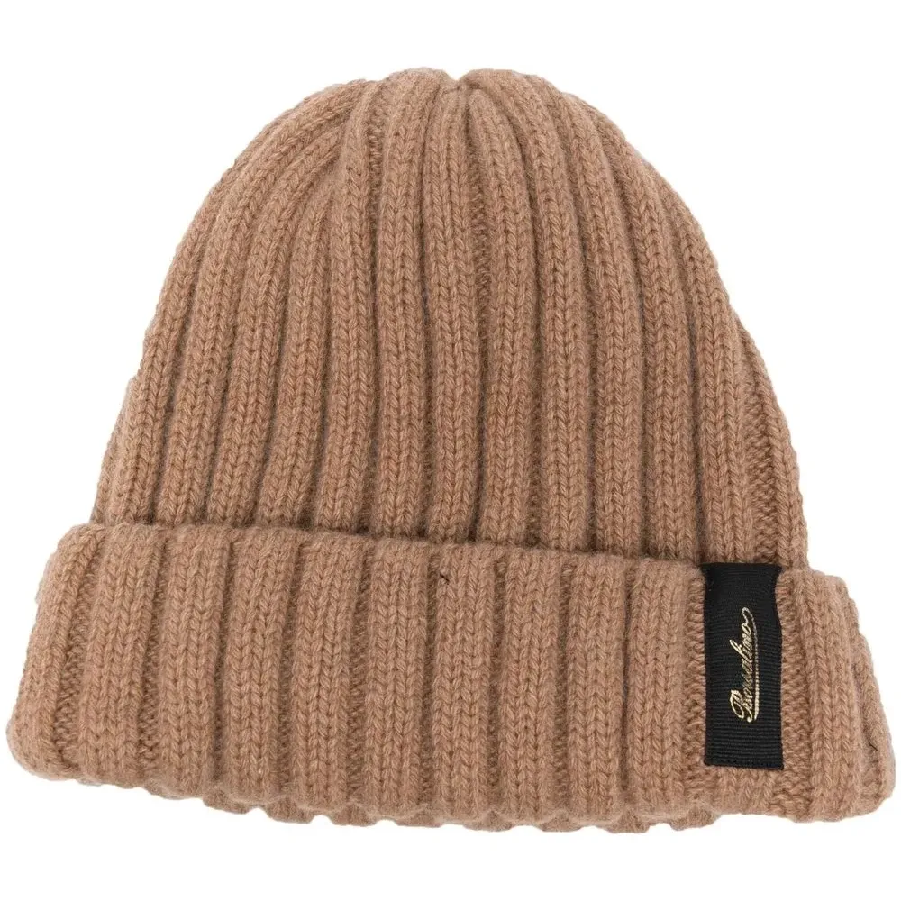 Кашемировая шапка бини с нашивкой-логотипом