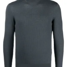 Джемпер в рубчик с высоким воротником