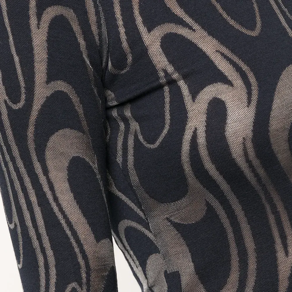 Топ Shrunk с высоким воротником и длинными рукавами