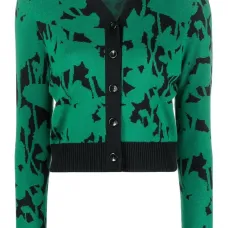 Кардиган вязки интарсия с цветочным узором