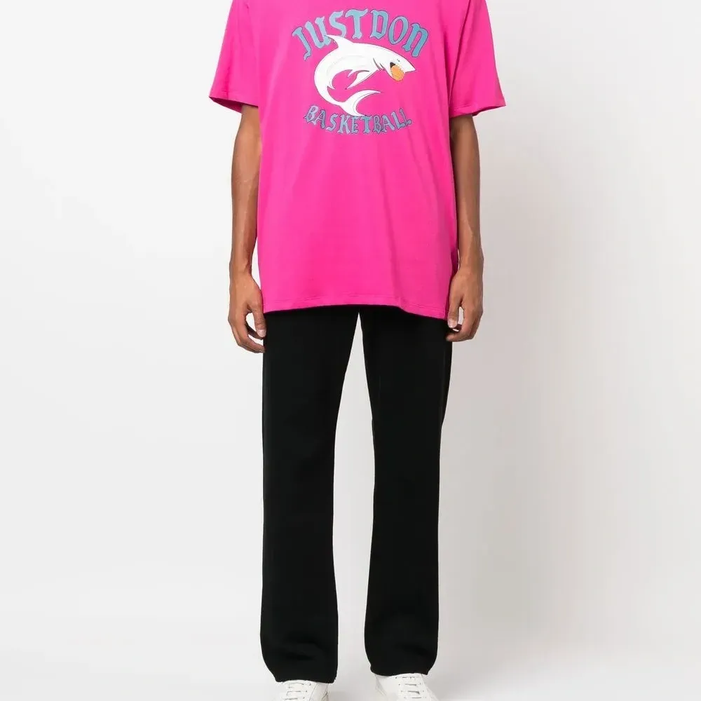 Футболка с логотипом