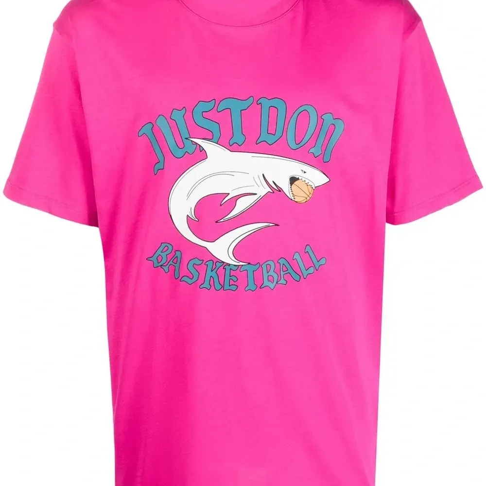 Футболка с логотипом