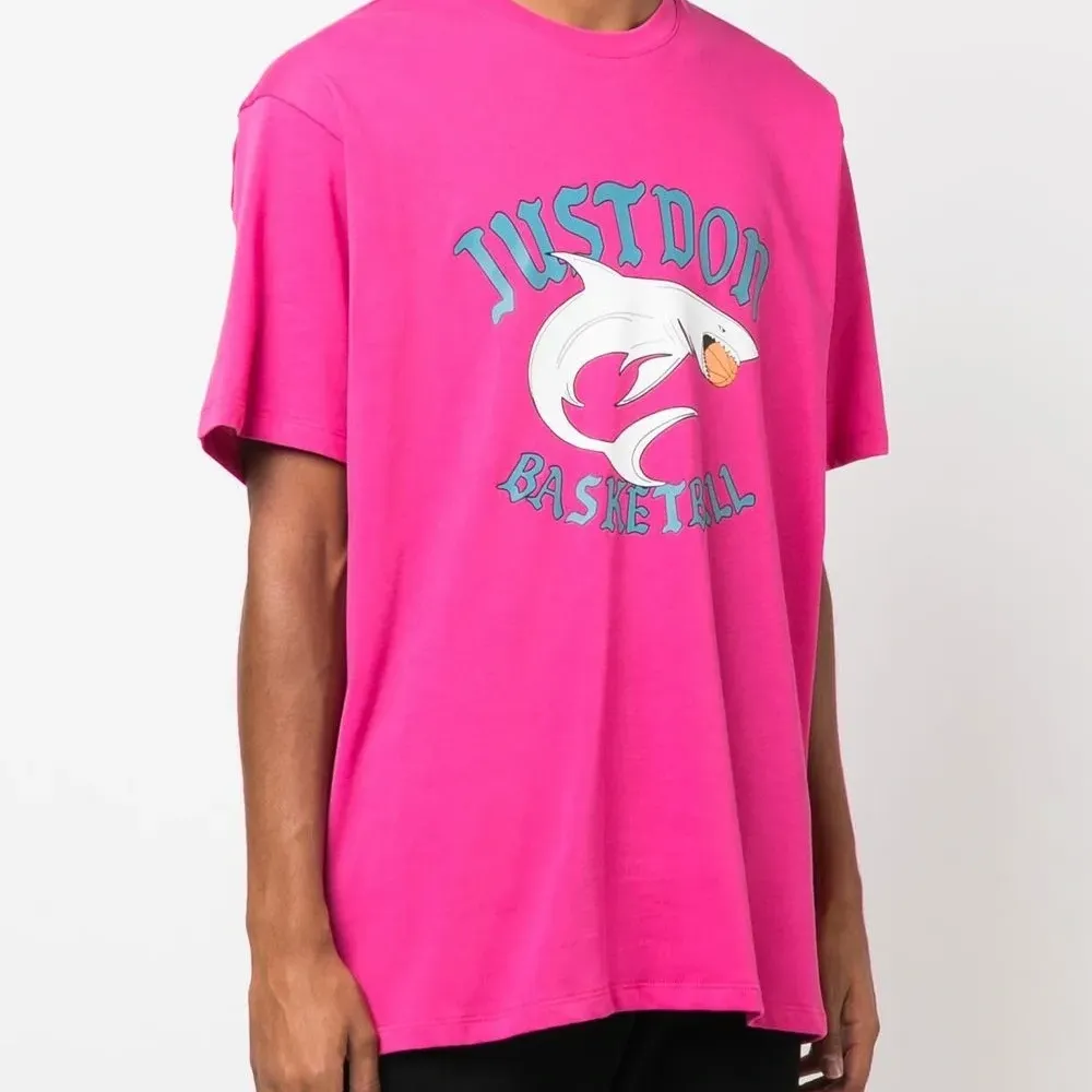 Футболка с логотипом