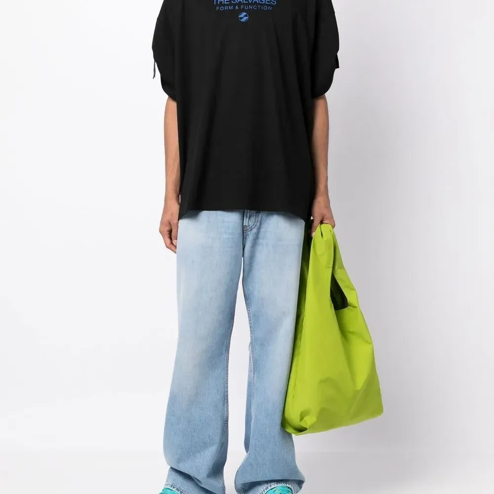 Футболка с короткими рукавами