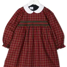 Клетчатое платье с длинными рукавами