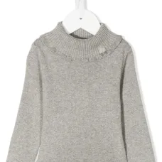 Свитер с высоким воротником