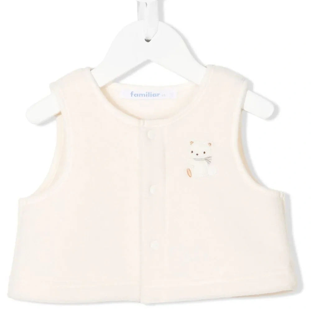 Жилет с нашивкой