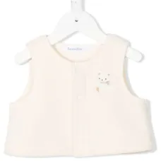 Жилет с нашивкой