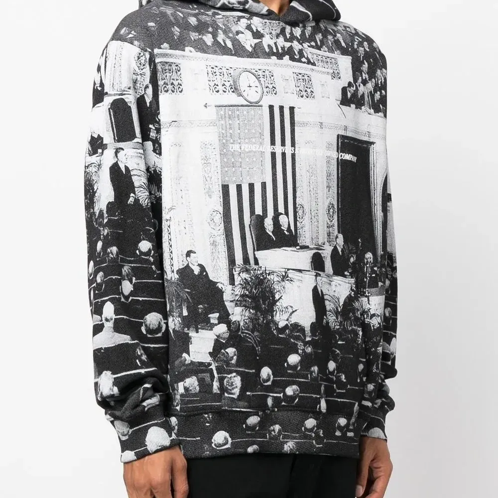 Худи с графичным принтом