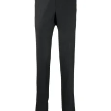 Узкие брюки строгого кроя