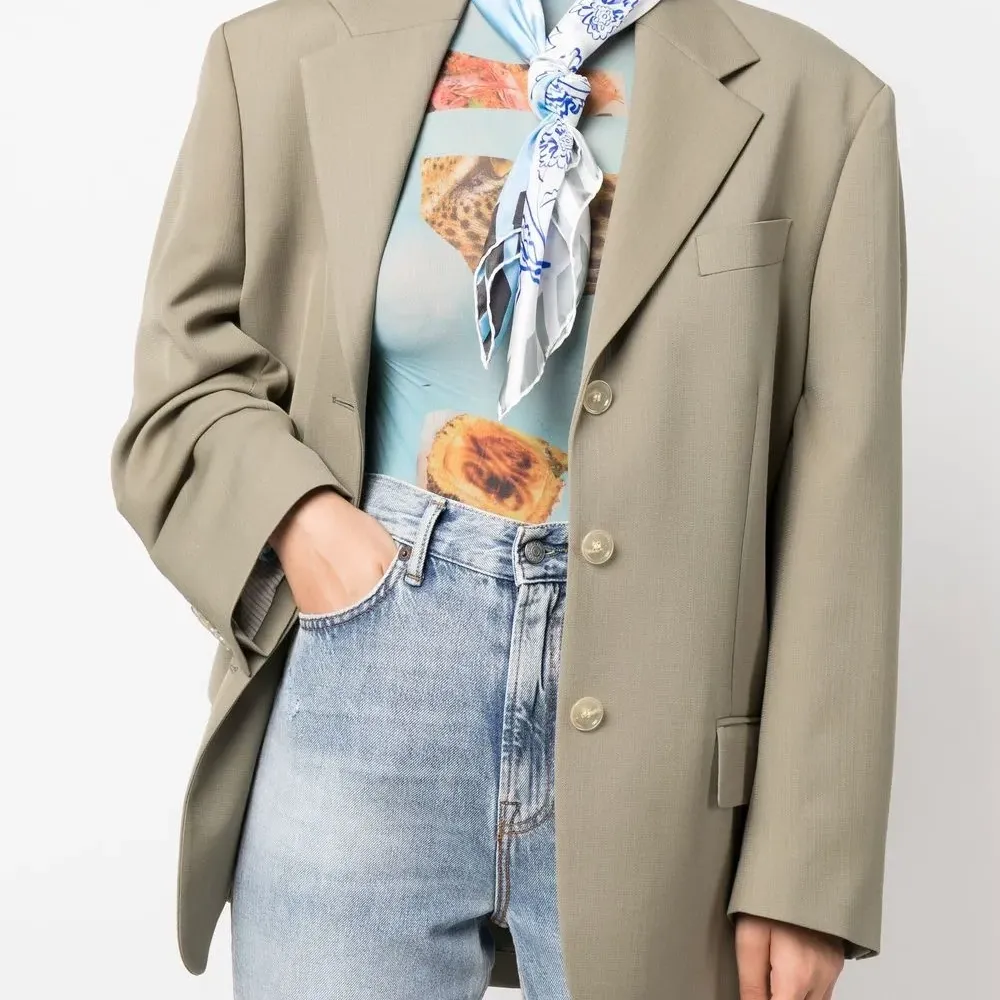 Шелковый платок с цветочным принтом в технике пэчворк