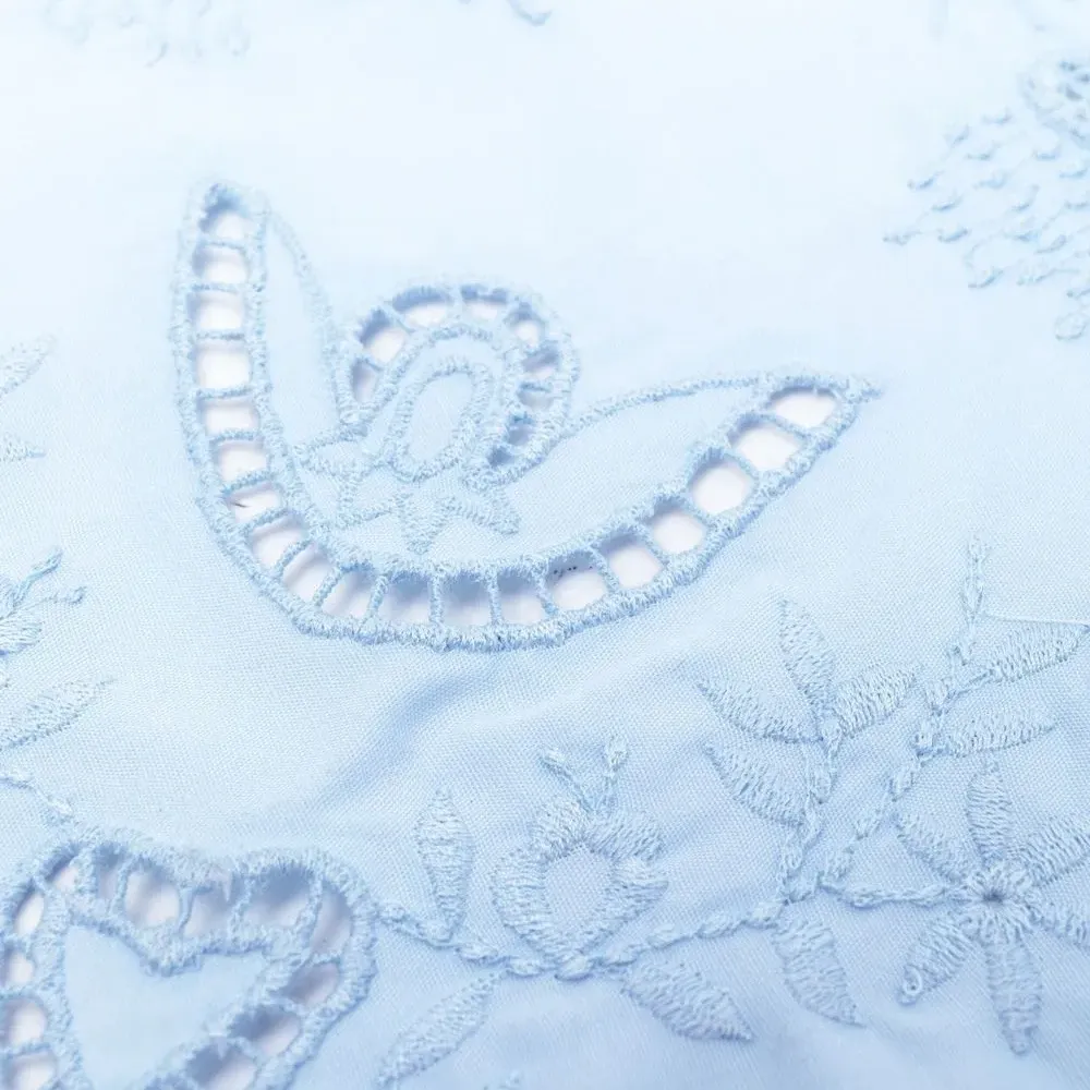 Платок с английской вышивкой