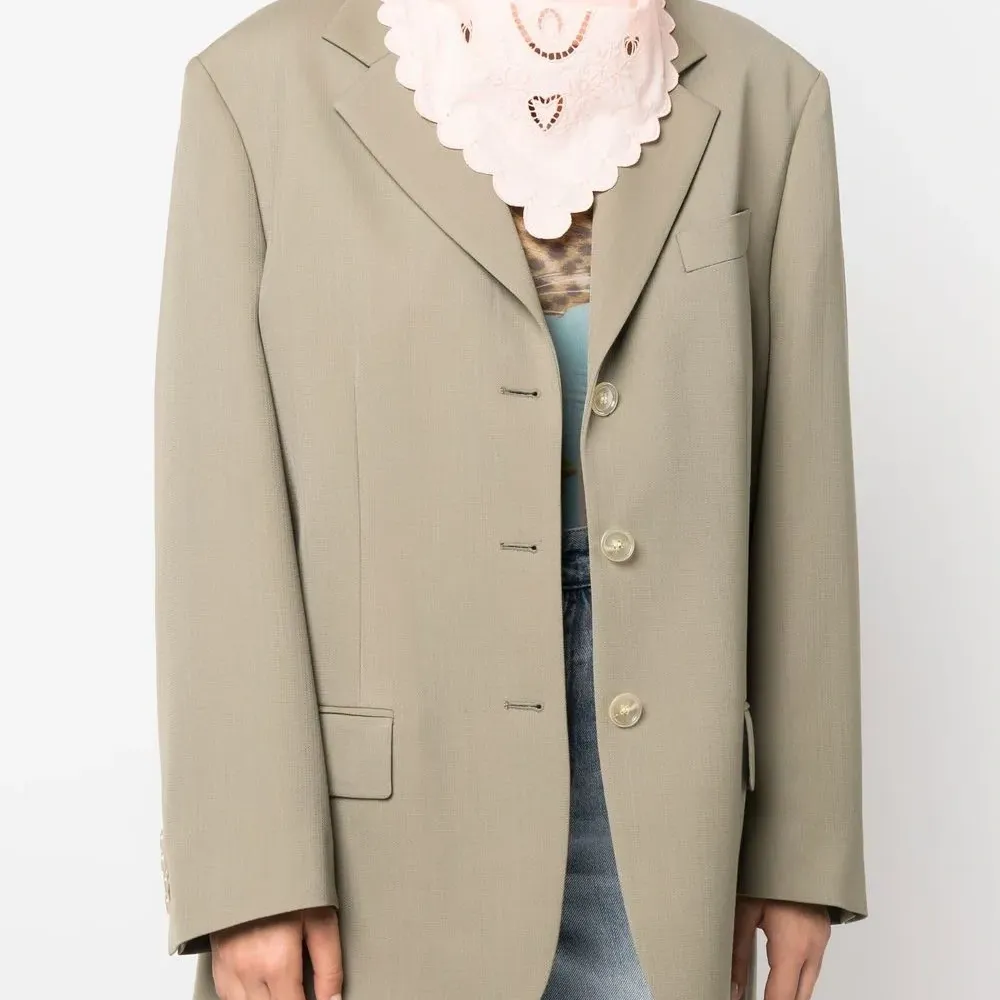 Платок с английской вышивкой