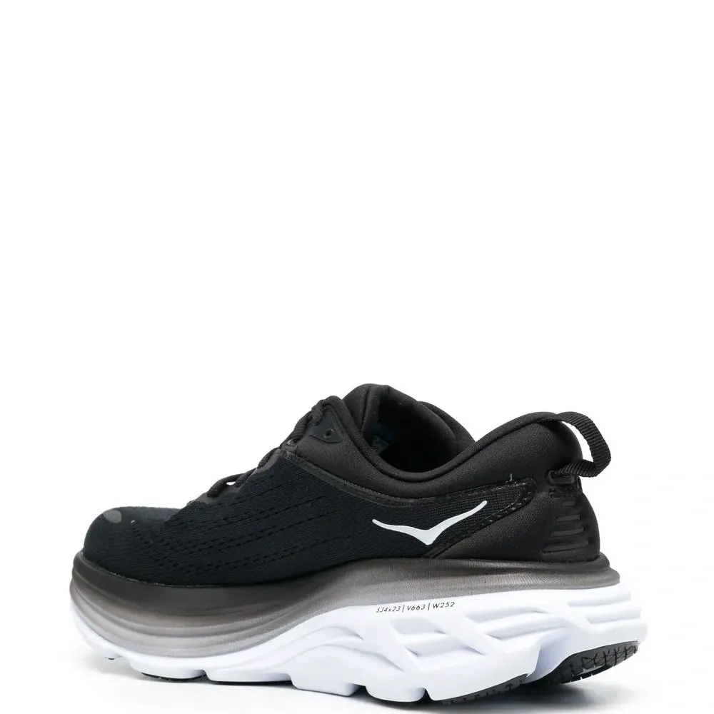 Кроссовки на шнуровке