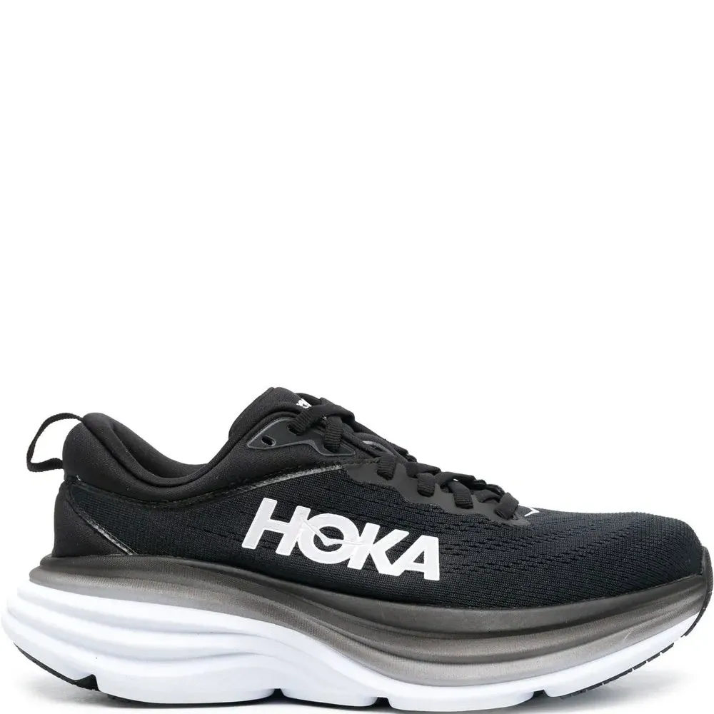 Кроссовки на шнуровке