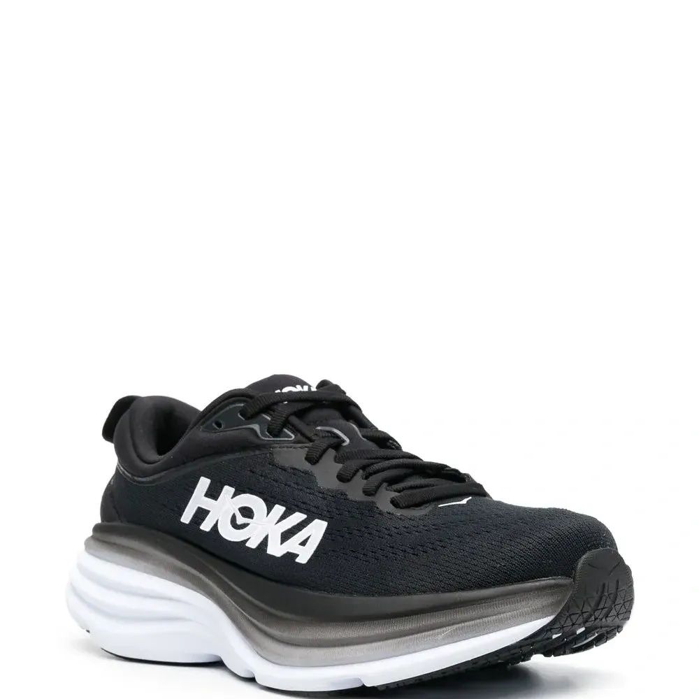 Кроссовки на шнуровке