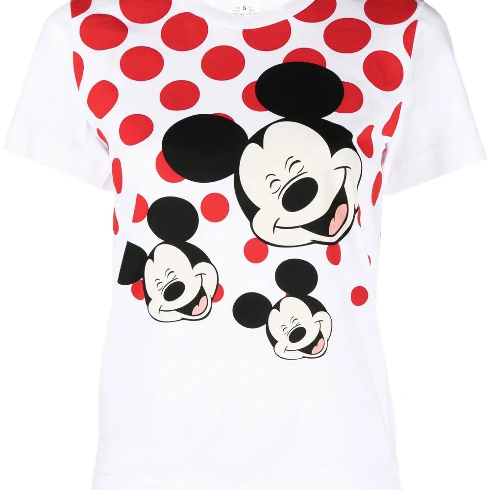 футболка с круглым вырезом и графичным принтом