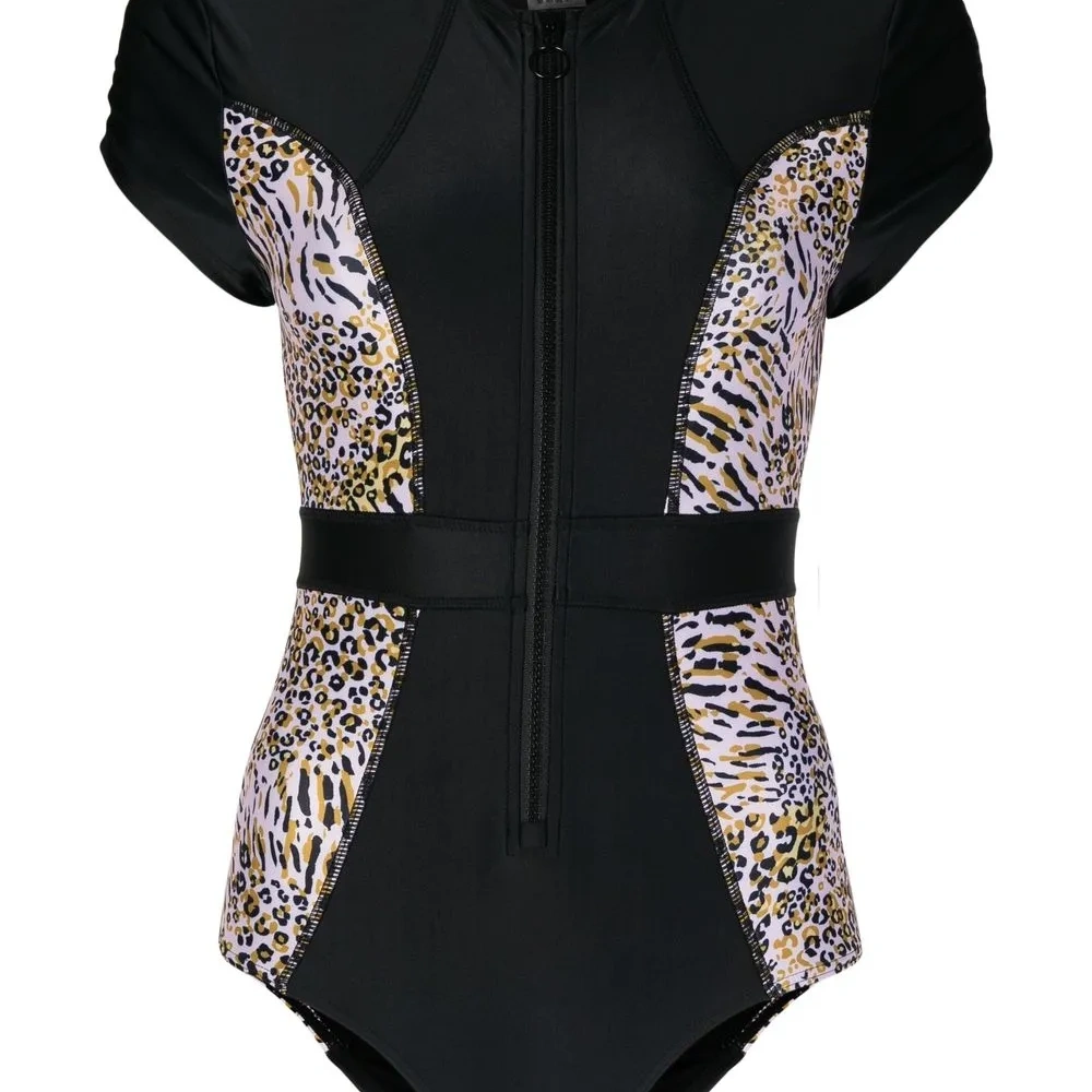 Купальник с леопардовым принтом и рукавами кап