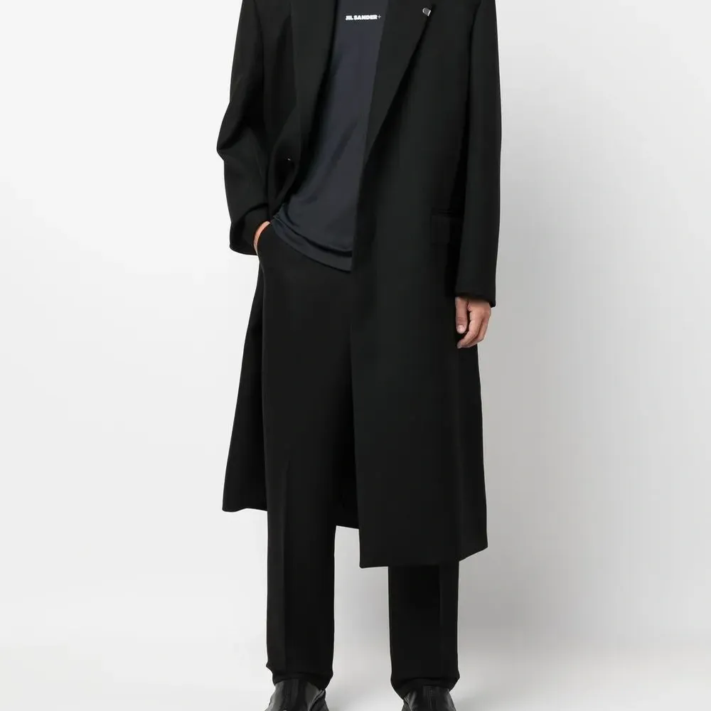 Футболка с логотипом