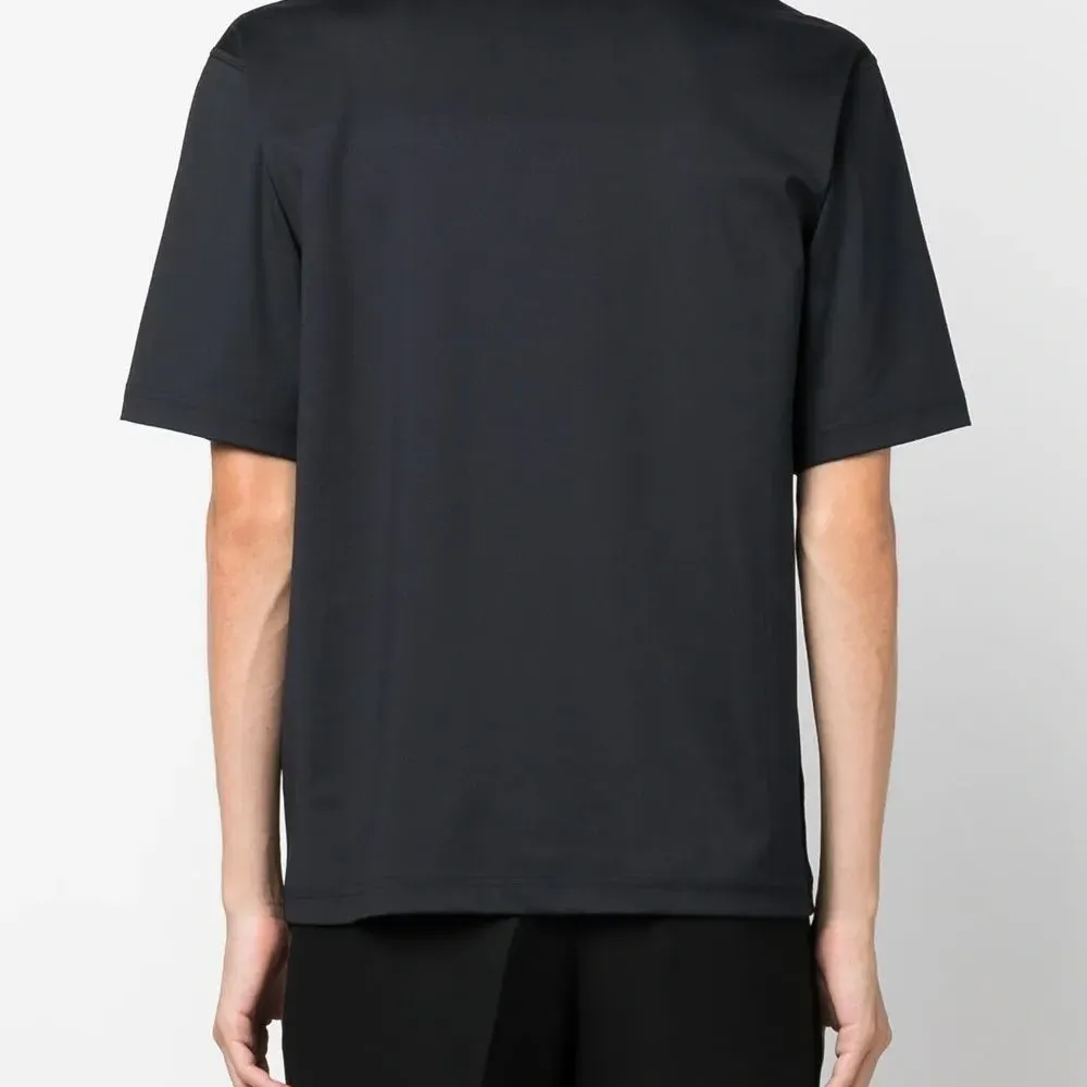 Футболка с логотипом