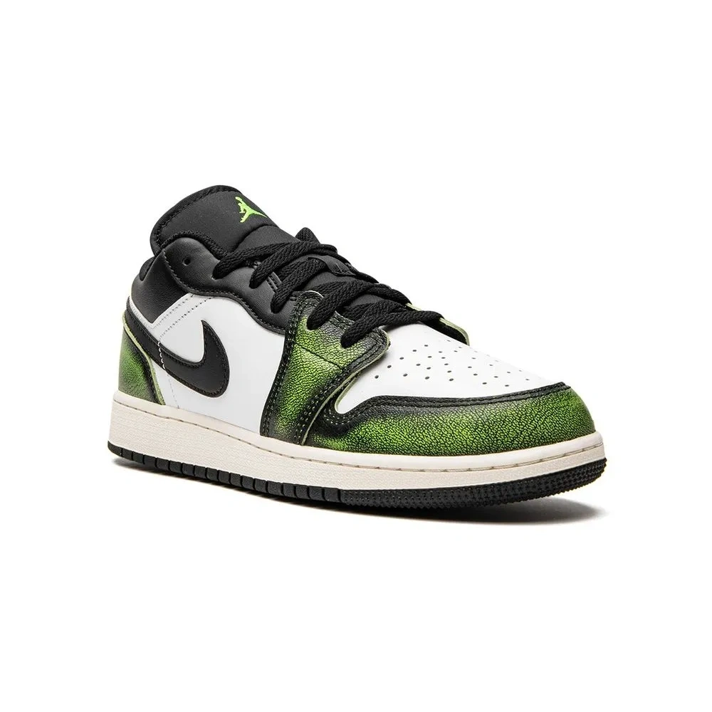 Кроссовки Air Jordan 1 Low Wear Away