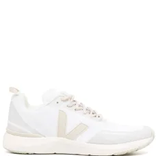 Кроссовки с нашивкой-логотипом