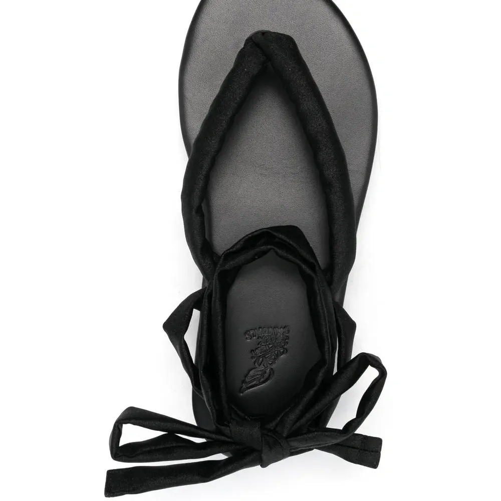 Сандалии с завязками