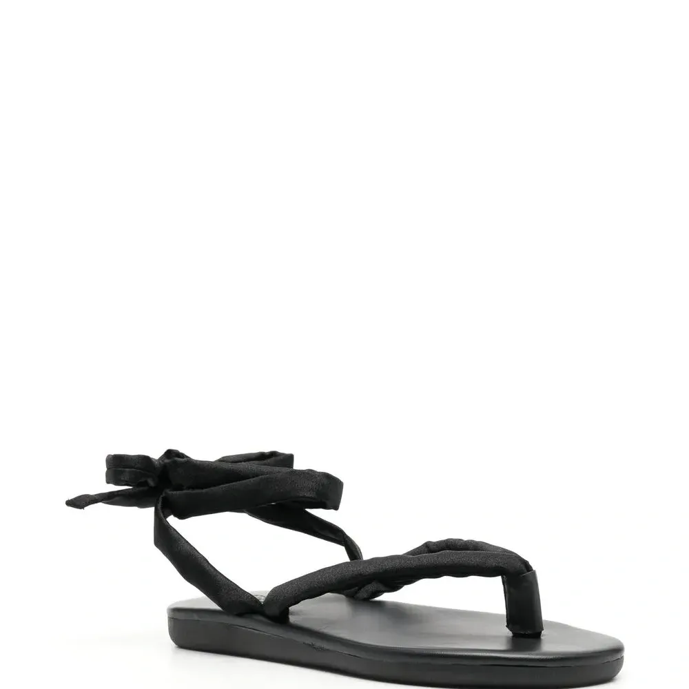 Сандалии с завязками