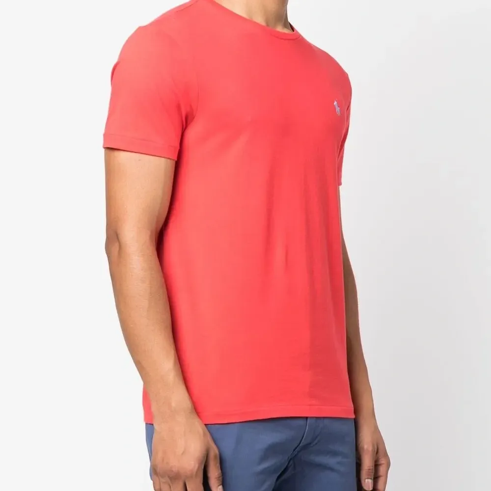 Футболка с логотипом