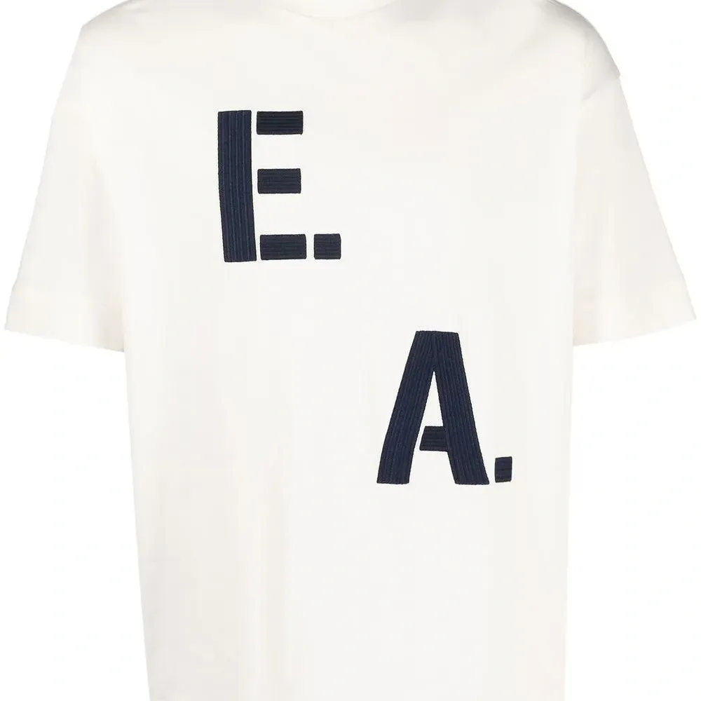 Футболка с логотипом