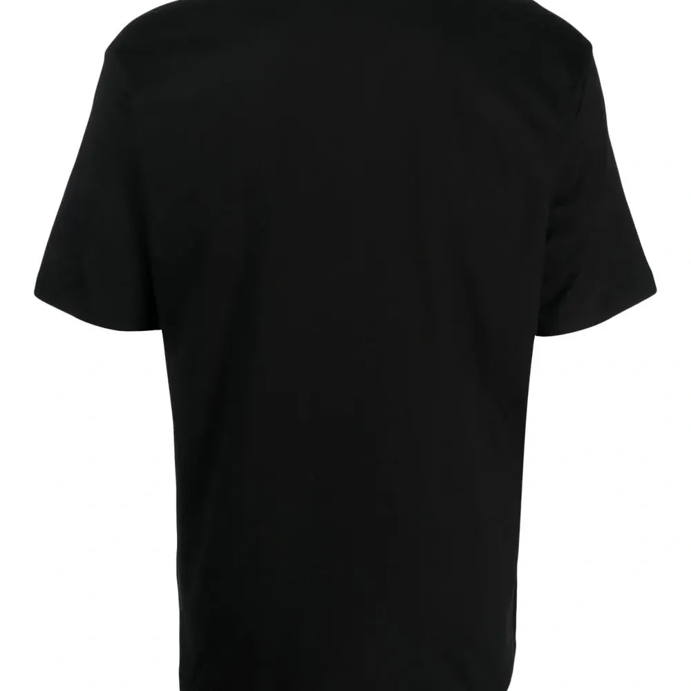 Футболка с нашивкой-логотипом