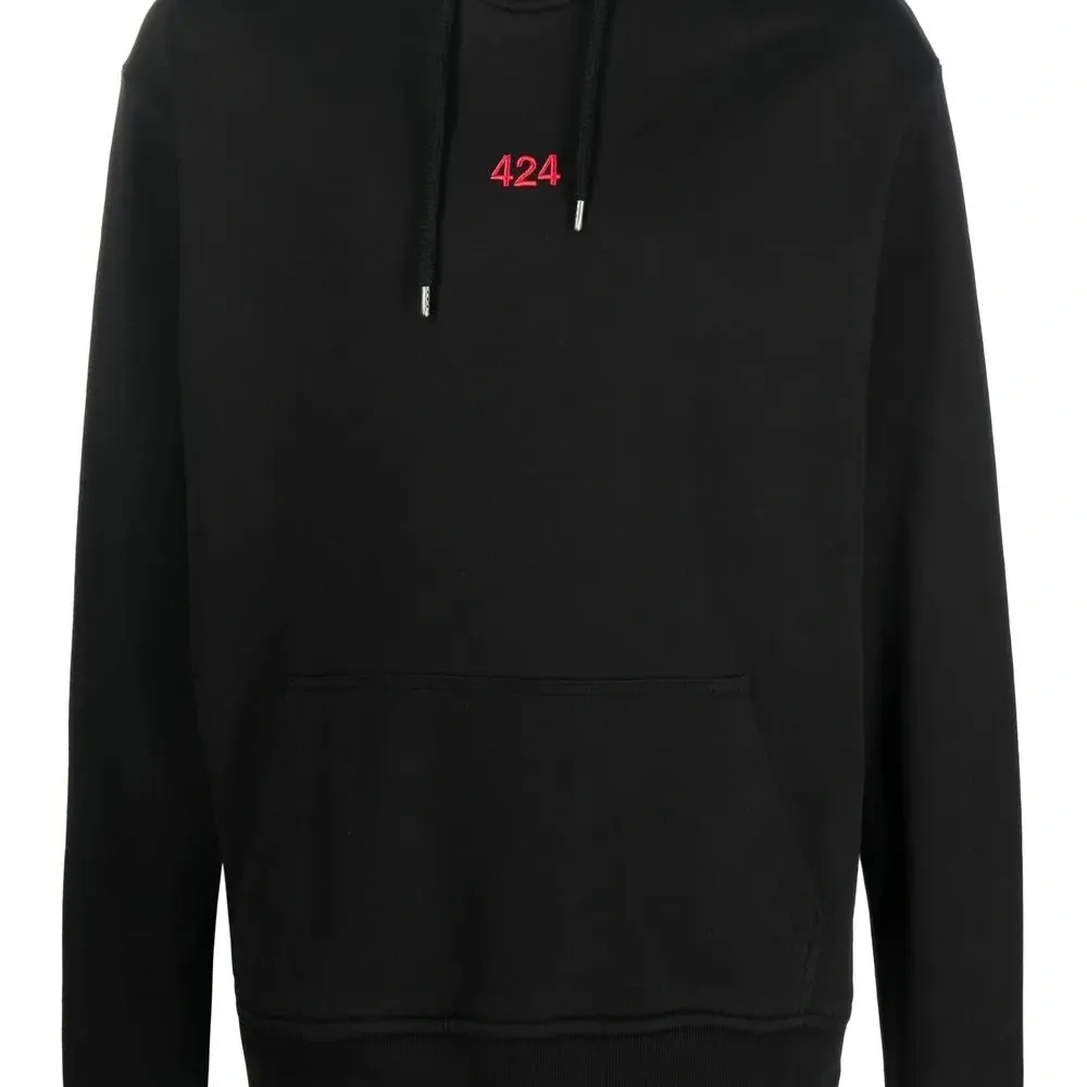 Худи с кулиской и вышитым логотипом